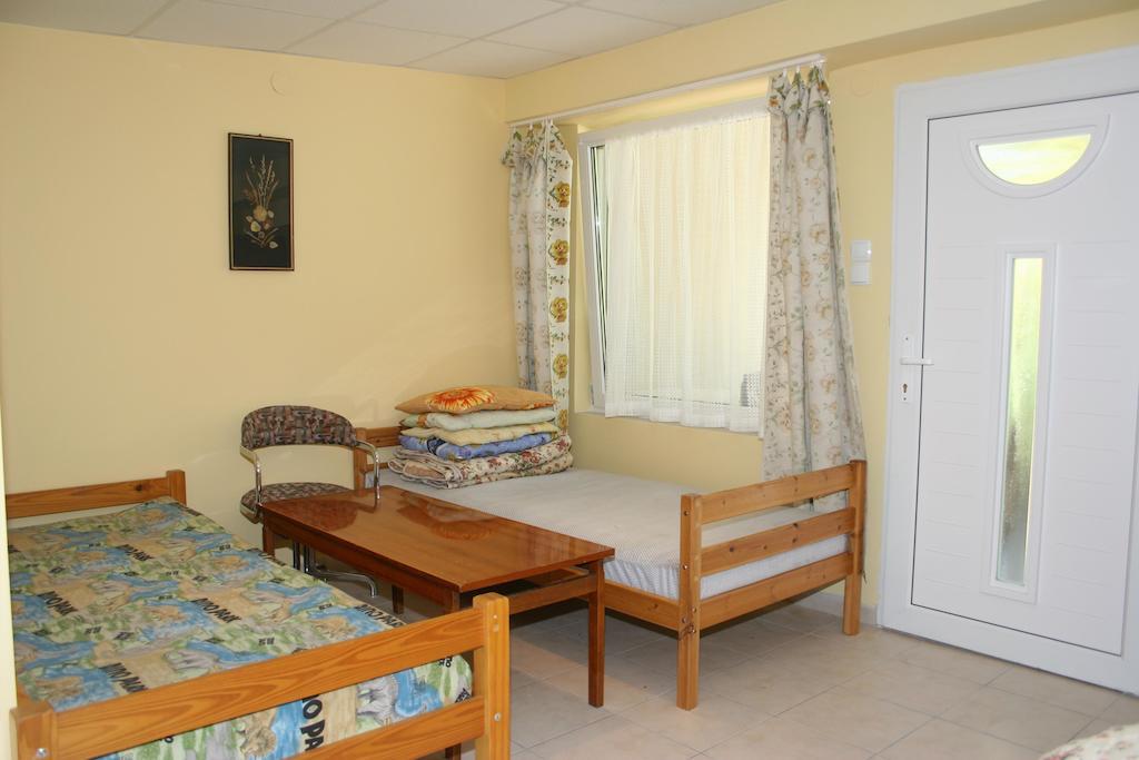 Osrodek Wypoczynkowy Jelonek Hotell Wolsztyn Rum bild