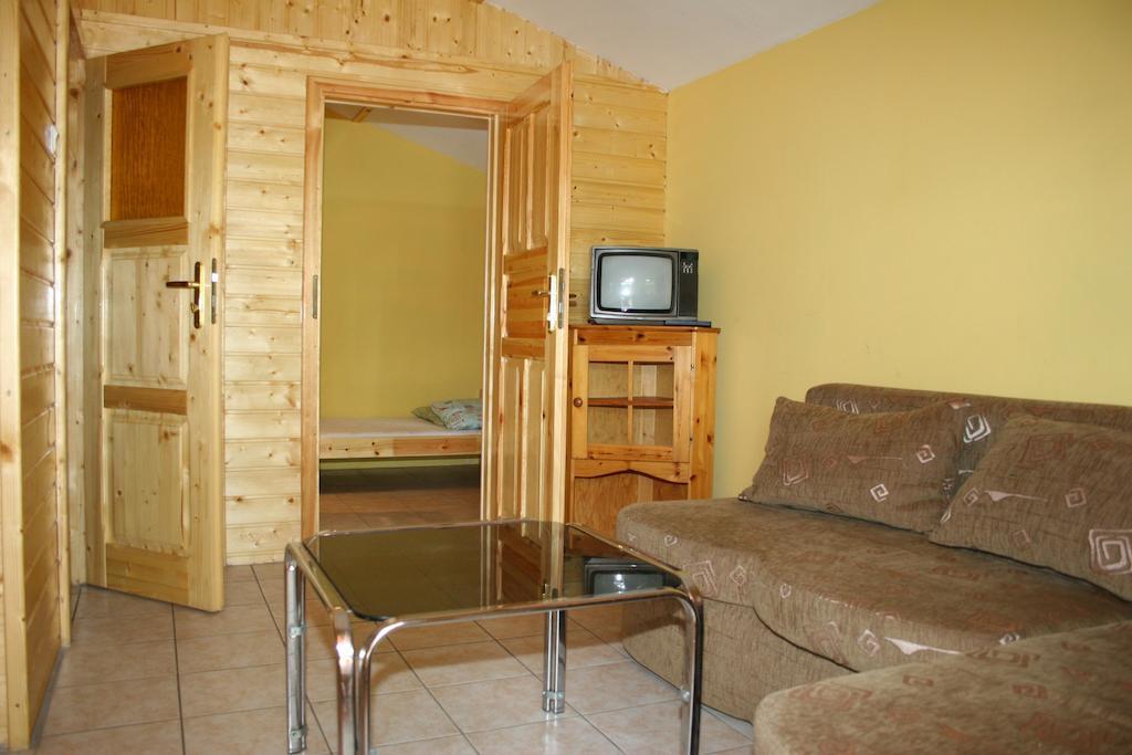 Osrodek Wypoczynkowy Jelonek Hotell Wolsztyn Rum bild