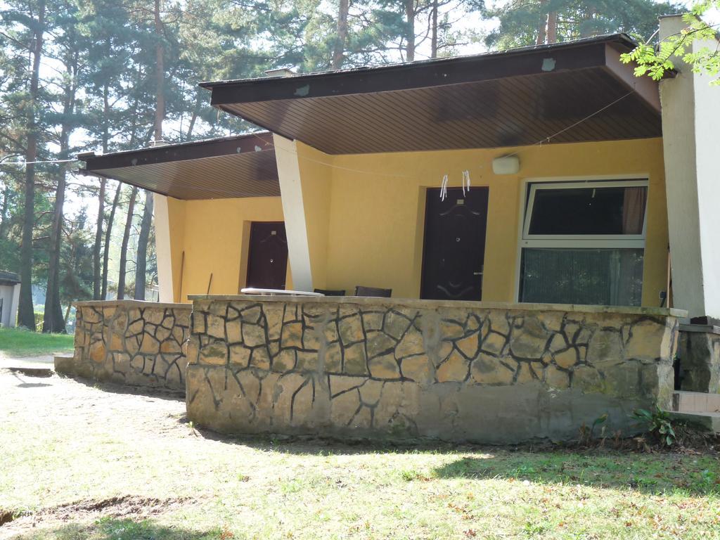 Osrodek Wypoczynkowy Jelonek Hotell Wolsztyn Exteriör bild